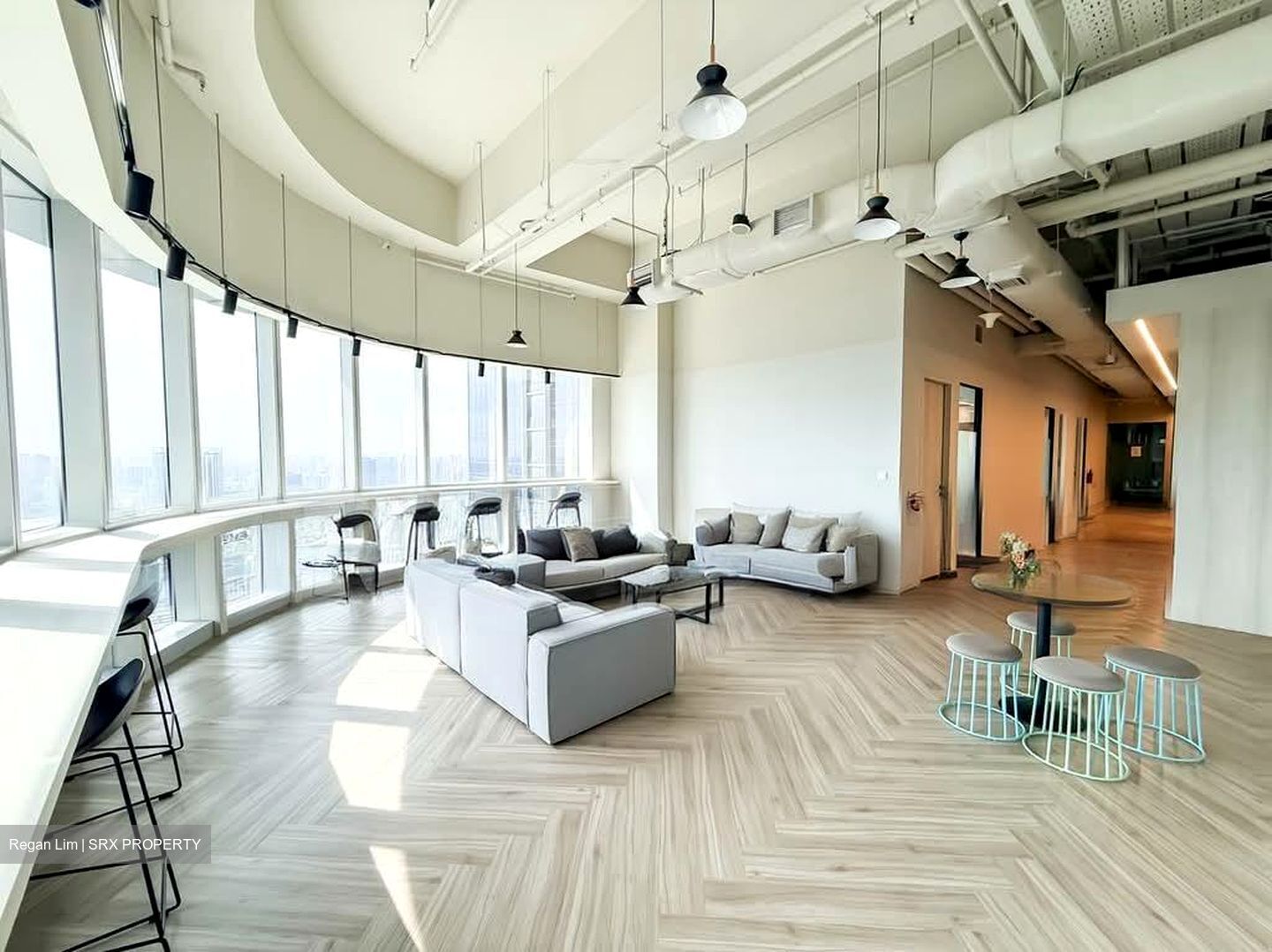 Sbf Center (D1), Office #540264451